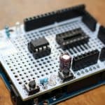 Shield DIY Attiny, programa like a pro