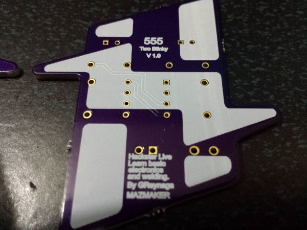 PCB 555